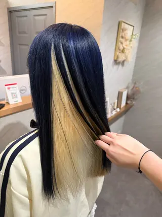 ロング カラー 砂野 真璃奈のヘアスタイル
