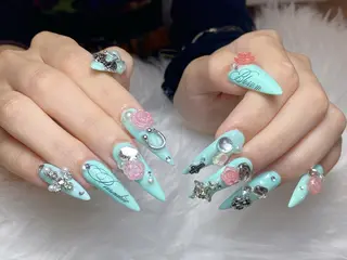 ネイル Rei _Nail 新宿のネイルデザイン