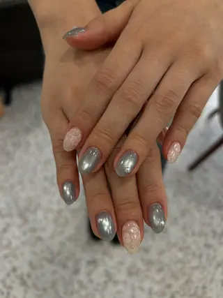 ネイル 小松 千冬のネイルデザイン