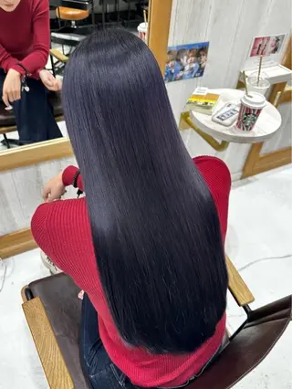 ロング カラー 間部 美羽のヘアスタイル