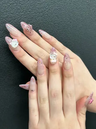 ネイル LISA ANA.CHUOのネイルデザイン