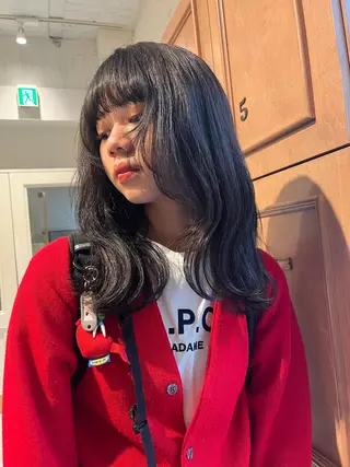 ミディアム カラー SIKI yuuna レイヤーカット🪽のヘアスタイル