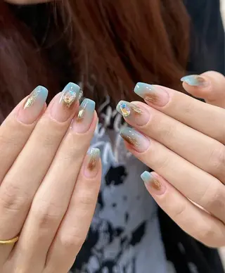 セミロング めぐみのネイルサロン スタッフ練習のネイルデザイン