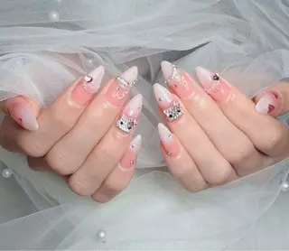 ネイル Lenie Nail Salonのネイルデザイン