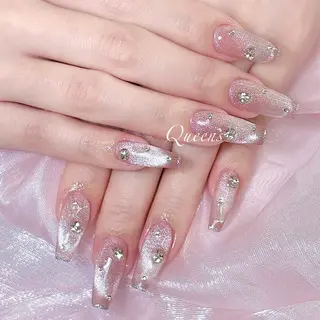 ネイル Queens 榊 まおのネイルデザイン