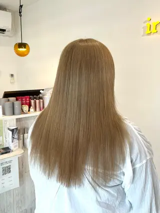 セミロング カラー イロアイヘアー Renのヘアスタイル