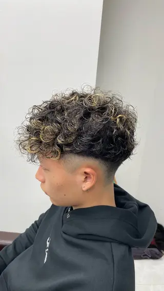 ショート カラー パーマ メンズ メンズ特化AMITY SHINGOのヘアスタイル