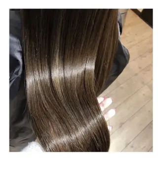 ロング 松野 奈月のヘアスタイル