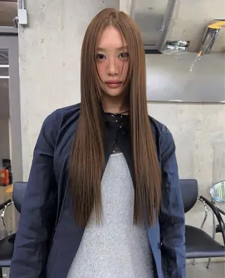 ロング LANAdesign bleach 🪐のヘアスタイル