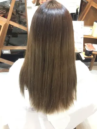 カラー 吉田 茉生のヘアスタイル