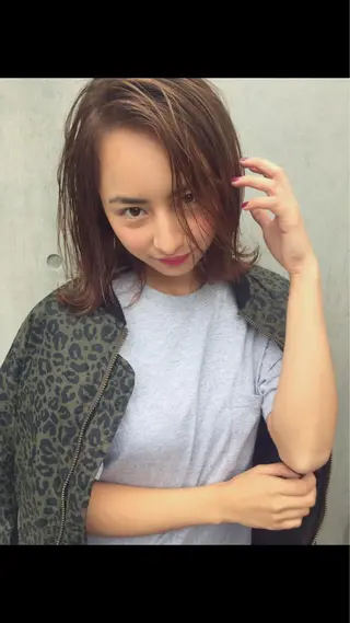 ショート ミディアム 透明感カラー🌿ボブ ✨飛田 ケイのヘアスタイル