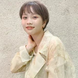 ショート 角戸 りおのヘアスタイル