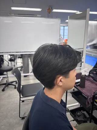 メンズ メンズ特化美容師 アンリのヘアスタイル