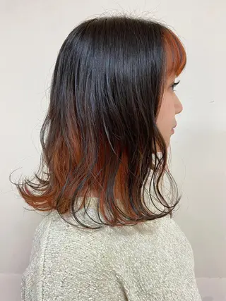 ミディアム カラー Ashanti 有川のヘアスタイル