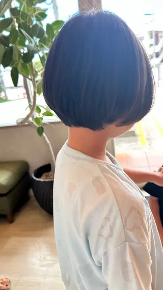 ショート TERUYA shionのヘアスタイル