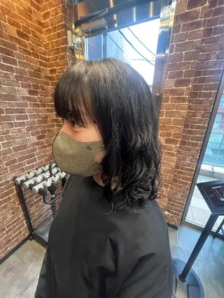 セミロング カラー パーマ ヘアアレンジ メンズ キッズ ネイル マツエク・マツパ アイブロウ 久木原 ゆりのヘアスタイル