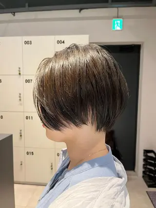 ショート カラー うる艶カラー/恵比寿 ベージュ/丸山陽平のヘアスタイル