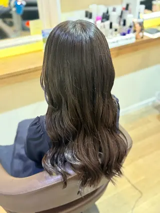セミロング 武原 虹音のヘアスタイル
