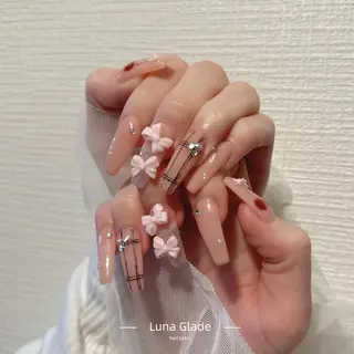 ネイル Luna Gladeのネイルデザイン