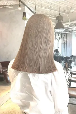 ロング カラー レイヤー/グレージュ 🤍奥開梨恵のヘアスタイル