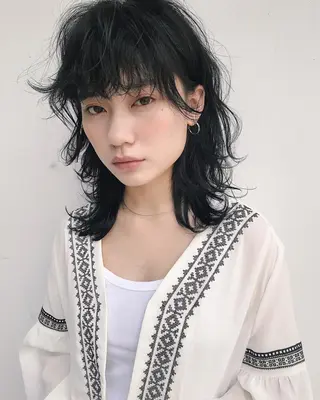 ミディアム カラー パーマ ヘアアレンジ 松田 亮葉のヘアスタイル