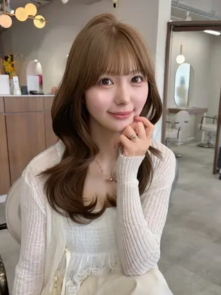 セミロング カラー 藤野 結衣のヘアスタイル
