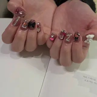 ネイル ネイルズシャトン🪡 ネイリスト齊藤のネイルデザイン