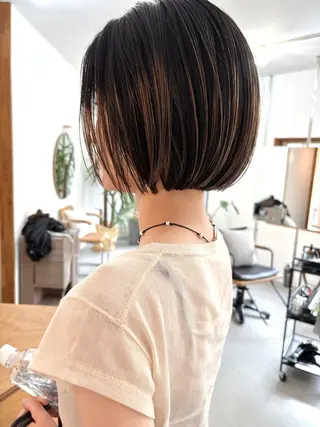 ショート カラー Spiel KOMOのヘアスタイル