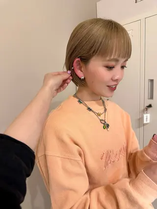 ショート 【ハイトーン特化】 Hugのヘアスタイル