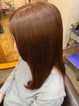 セミロング カラー ナチュラルスタイル ☘️🌴MITA🌴のヘアスタイル