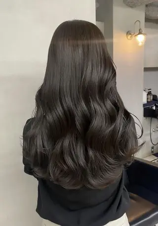 ロング momo ✩ 彡のヘアスタイル