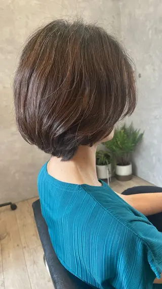 ショート 白杉 えりのヘアスタイル