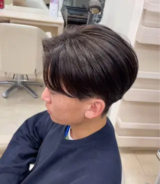 メンズ シャドウパーマ／骨格 矯正カット　トモキのヘアスタイル