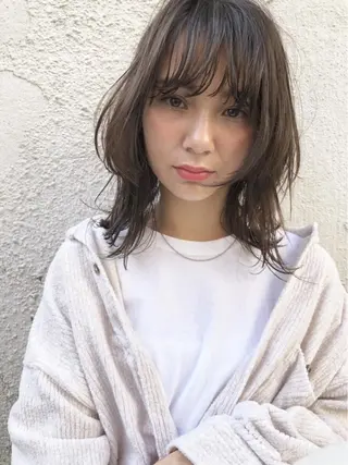 ミディアム 一ノ瀬 暁のヘアスタイル