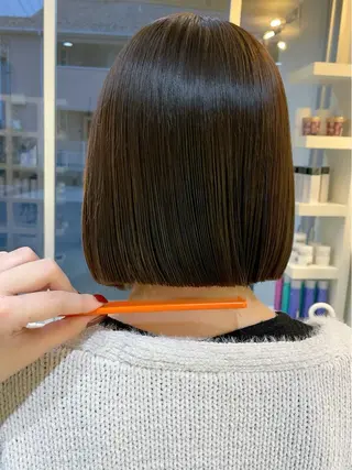 ショート カラー mir MIYUのヘアスタイル