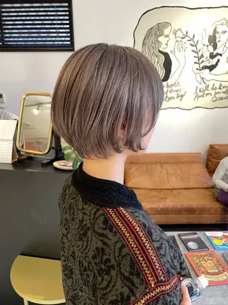 ショート 西野 優夏のヘアスタイル