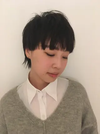 カラー 坂上 岳のヘアスタイル