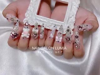 ネイル ネイルサロン ルミア Lumia 店長施術のネイルデザイン