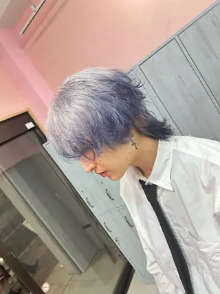 ショート カラー ブリーチ特化🌈 MANATOのヘアスタイル