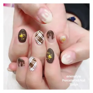 ミディアム ネイル 🐾enen style 🐾のネイルデザイン