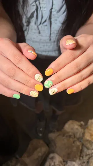 ネイル 海優⭐️ネイル⭐️ 透明感カラーのヘアスタイル