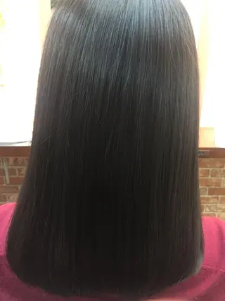 セミロング パーマ 桧山 真のヘアスタイル