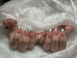 ネイル NIE NAIL Luxeのネイルデザイン