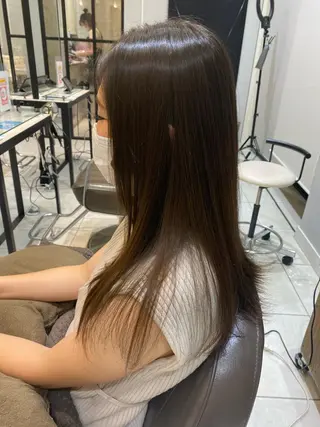 セミロング 美髪矯正透明感カラー 江川 和輝のヘアスタイル