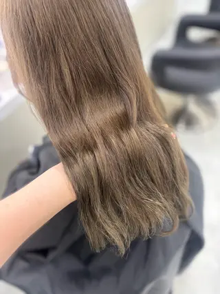 ロング 赤髪/ワインレッド/ 韓国系 まなかのヘアスタイル
