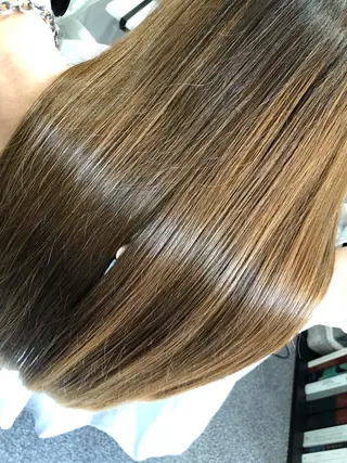 カラー 恒遠 幸司のヘアスタイル