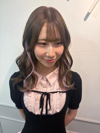 ロング デザインカラー🌈 メイク💄ヒカリ🌟のヘアスタイル
