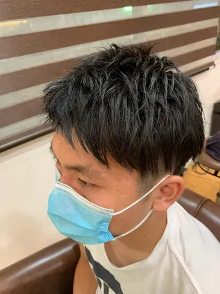 ショート メンズ カット特化美容師 齋藤桐のヘアスタイル