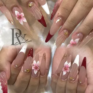 ネイル reve 🎀のネイルデザイン