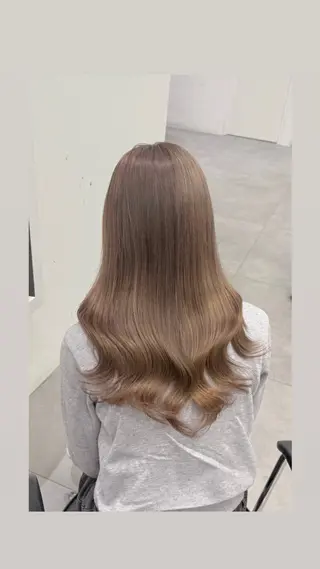 ロング カラー 心寧 🤍ྀི🎀 梅田ベージュオリーブのヘアスタイル